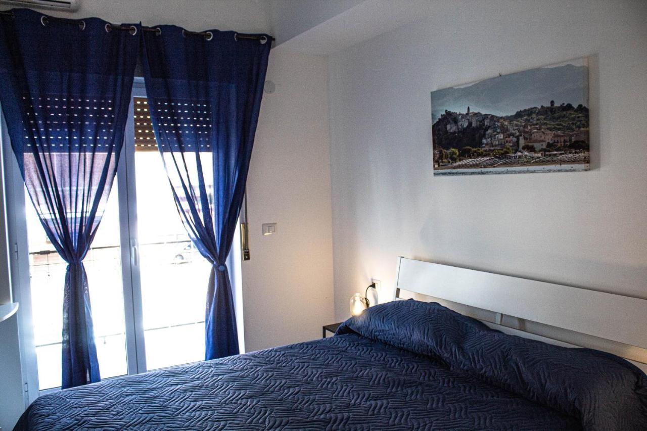 Bed End Breakfast Mediterraneo Scalea Kültér fotó