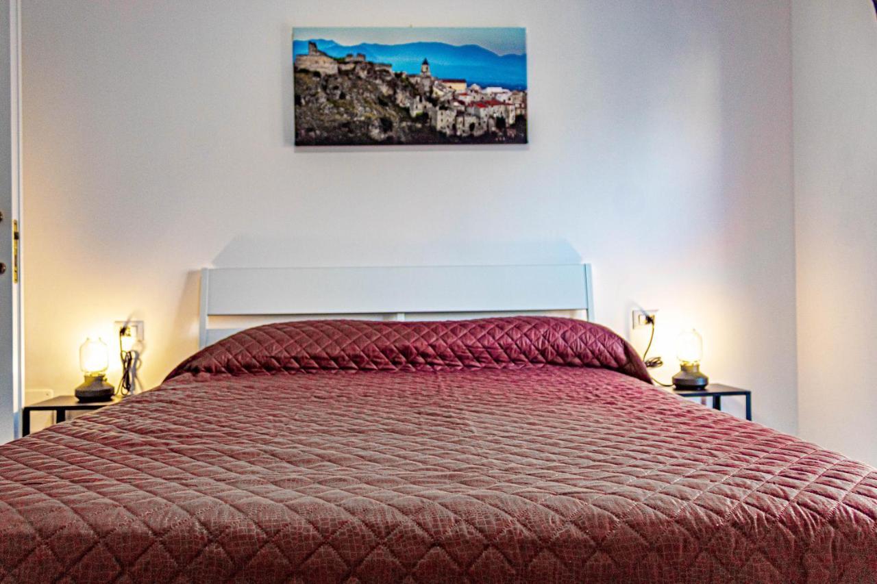 Bed End Breakfast Mediterraneo Scalea Kültér fotó